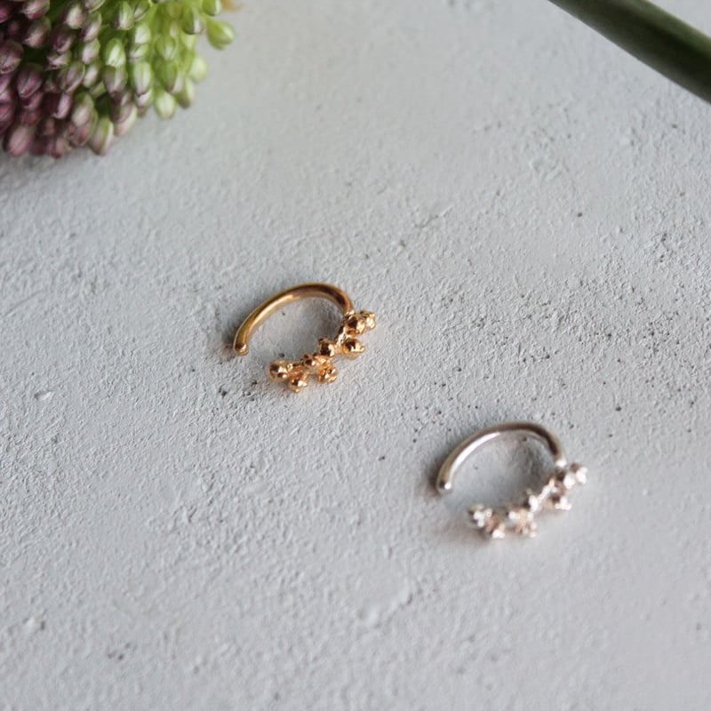 ミモザのイヤーカフ・S size / Mimosa ear cuff - S size - | ミモザのイヤーカフ・S size / Mimosa ear cuff - S size - |