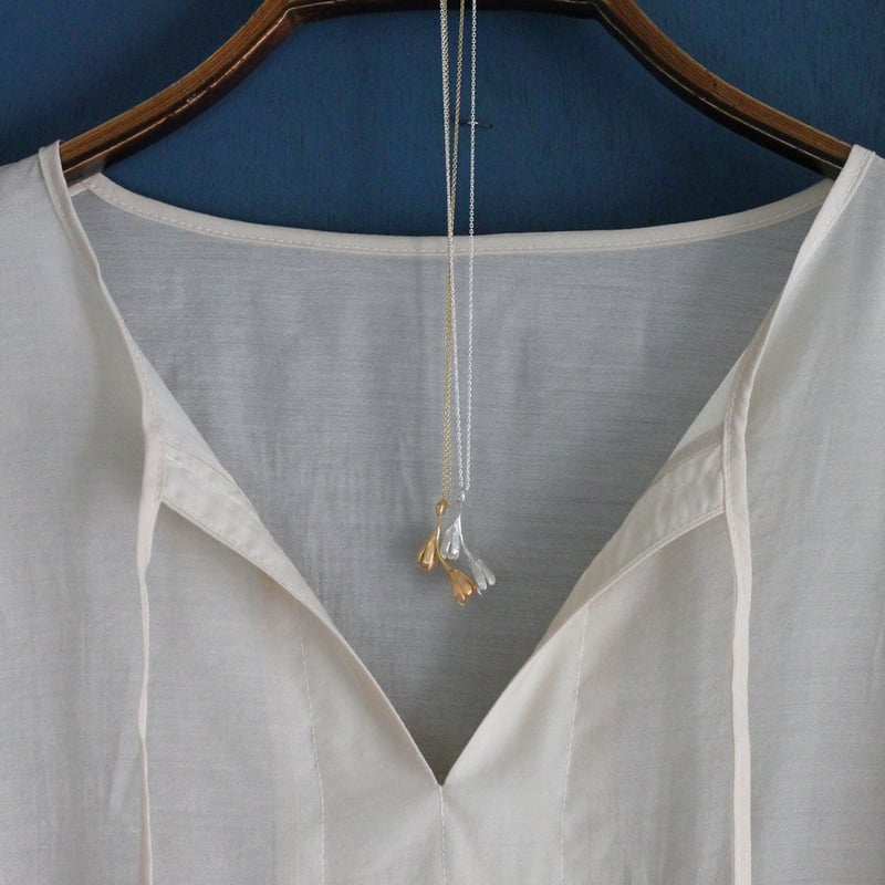 もうすぐひらくつぼみのネックレス / Necklace of a flower buds ab