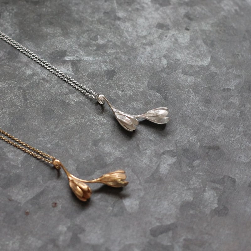 もうすぐひらくつぼみのネックレス / Necklace of a flower buds ab