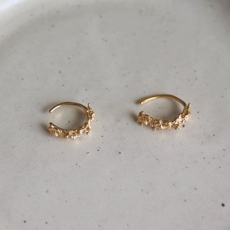金木犀のイヤーカフ・L size / Osmanthus flowers ear cuff - L size -
