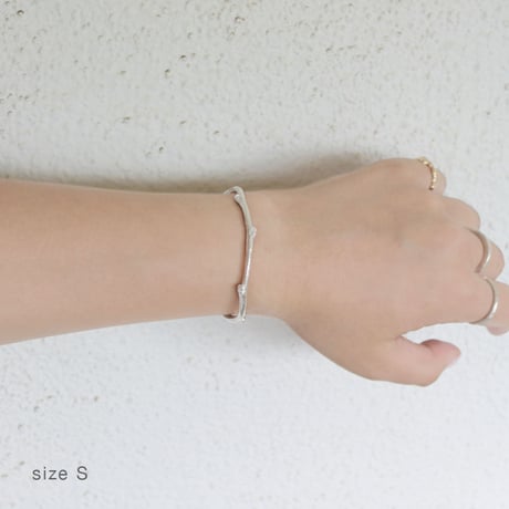 枝のバングル【 silver 】/ Silver branch bangle