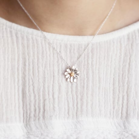 デイジーのネックレス / Daisy necklace