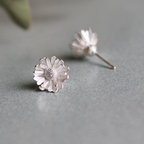 ノースポールピアス / North pole earrings
