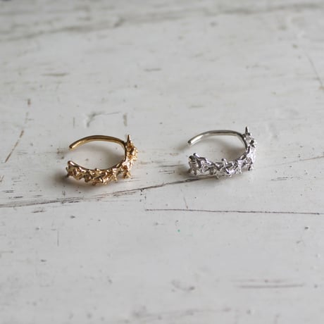 金木犀のイヤーカフ・S size / Osmanthus flowers ear cuff - S size -