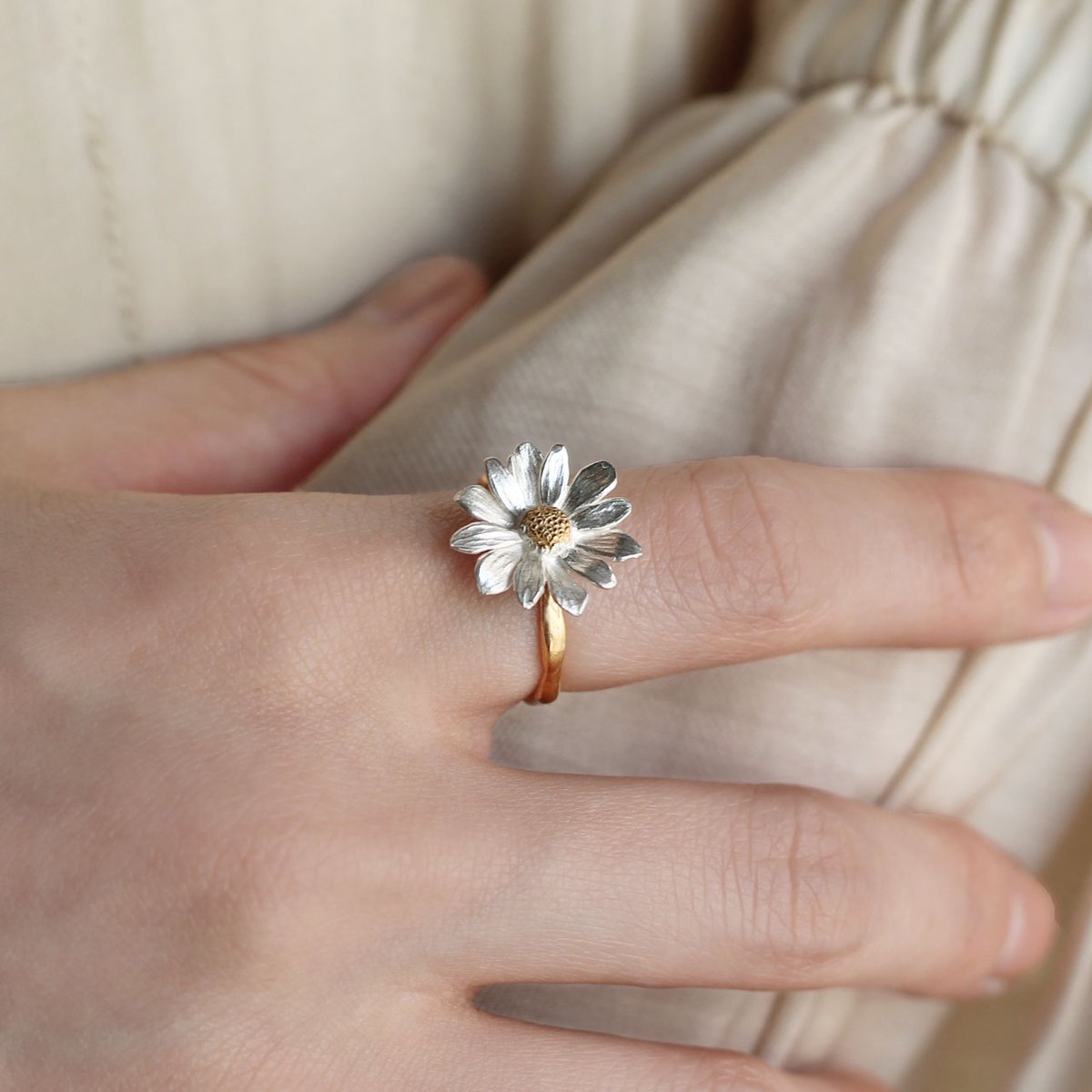 デイジーのリング / Daisy ring | atelier mozu