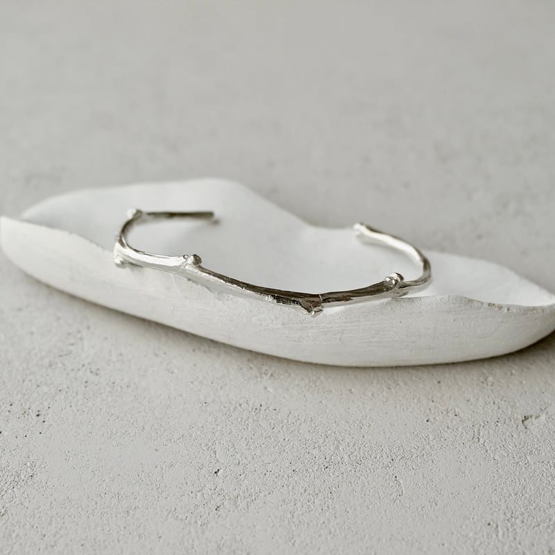 枝のバングル【 silver 】/ Silver branch bangle | atelie 枝のバングル【 silver 】/ Silver branch bangle | atelie