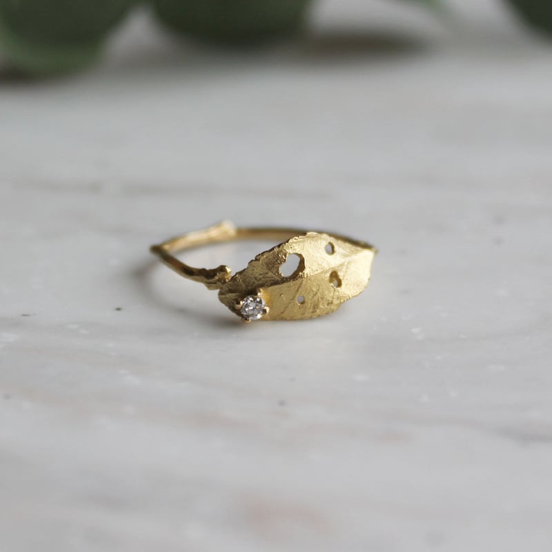 K18 ブロッサムリーフ・リング | atelier mozu