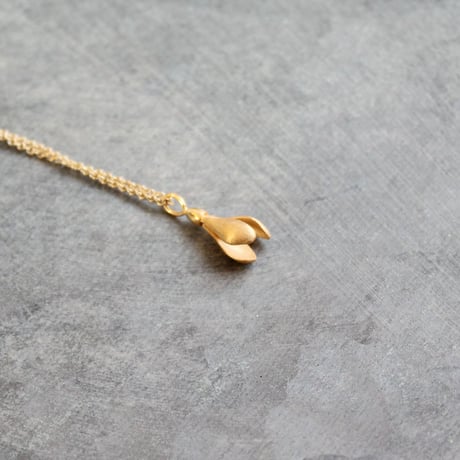 スノードロップのネックレス / Snowdrop necklace