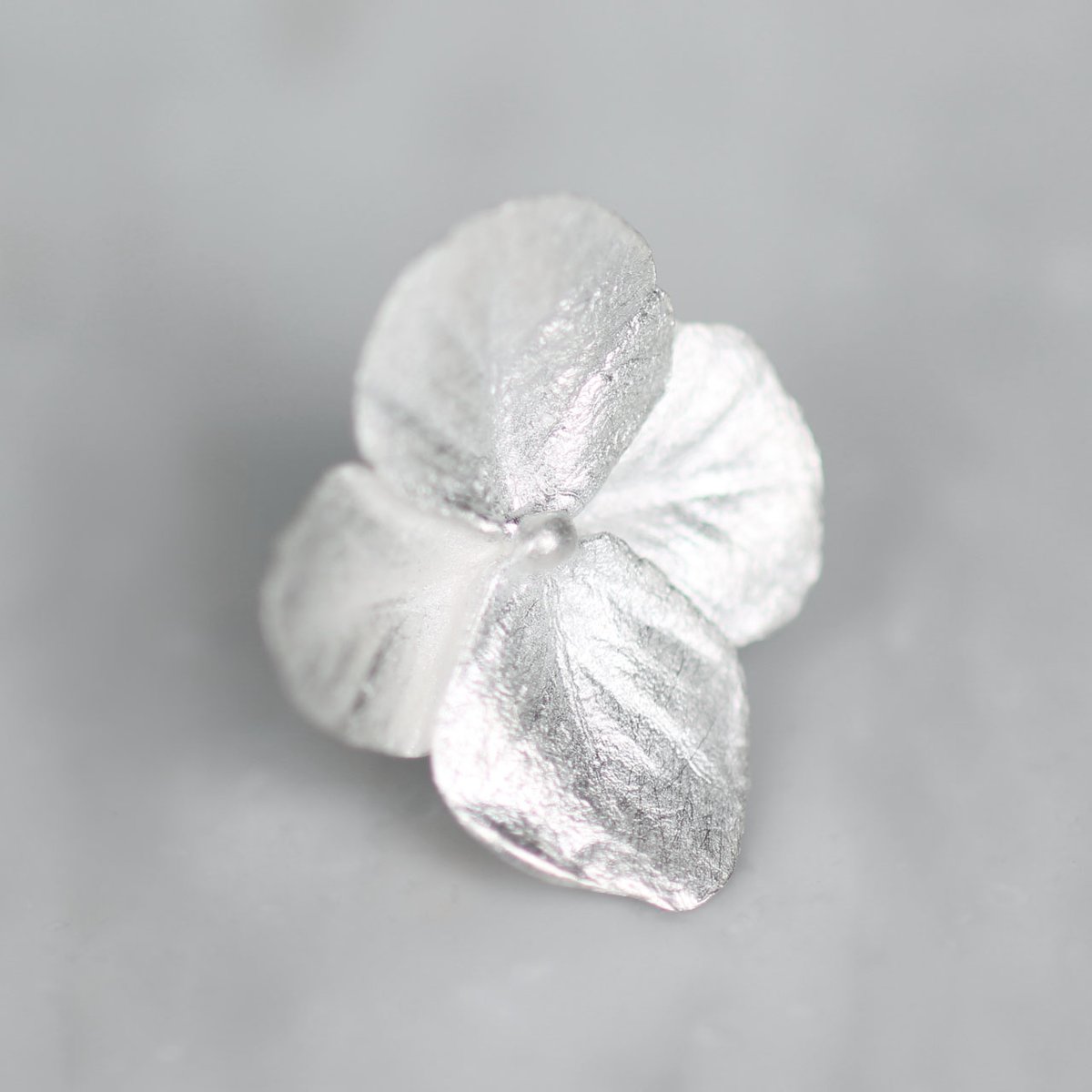 紫陽花のピアス / Hydrangea earrings | atelier mozu