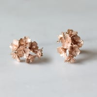Bloomy sakura earrings