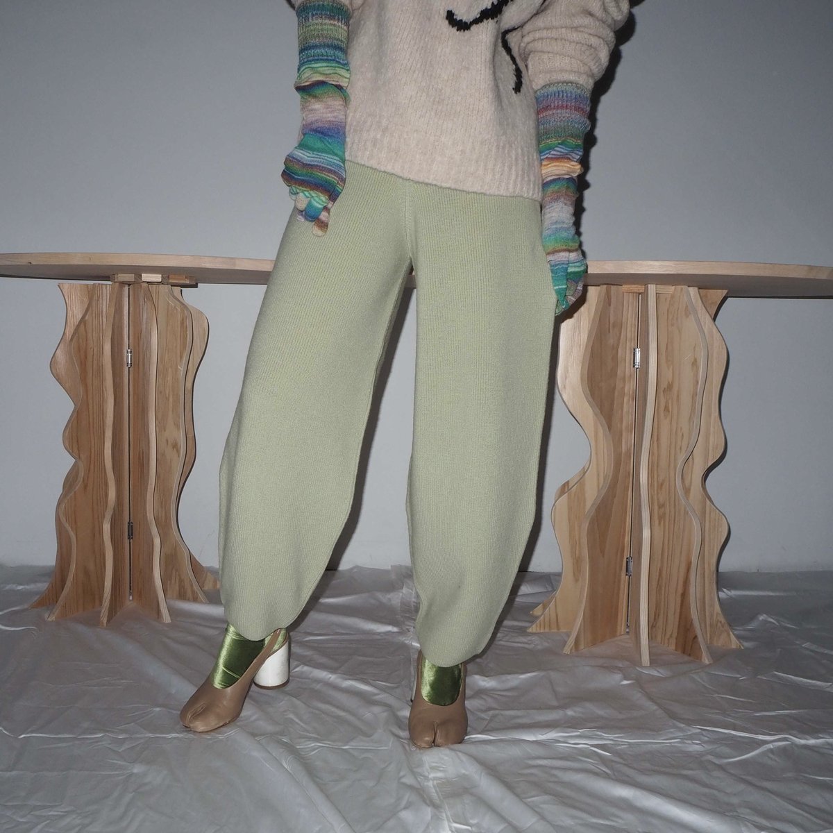 【未使用】RUS NAIFU knit pants レモン色 ニットパンツ 春 未使用】RUS NAIFU knit pants レモン色 ニットパンツ 春