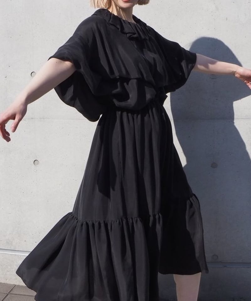 DECO depuis 1985 frill collar long onepiece | m