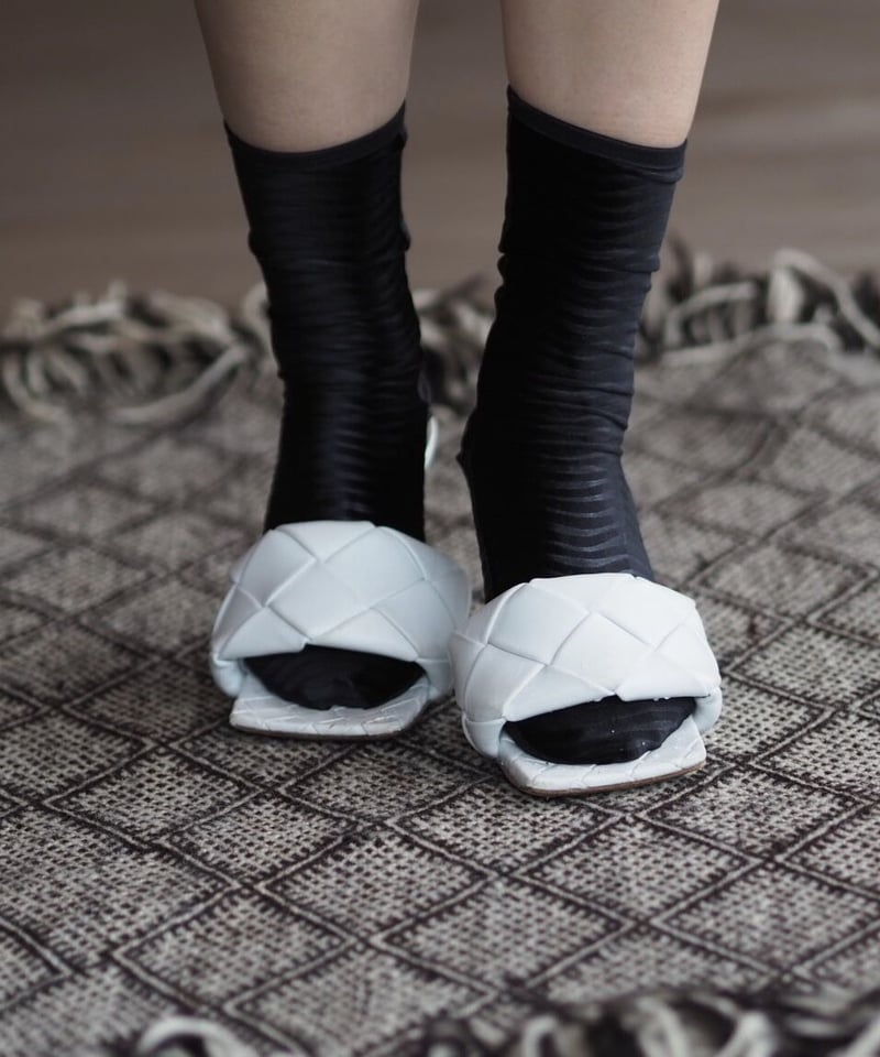 SIMONE WILD wave velvet socks | melange