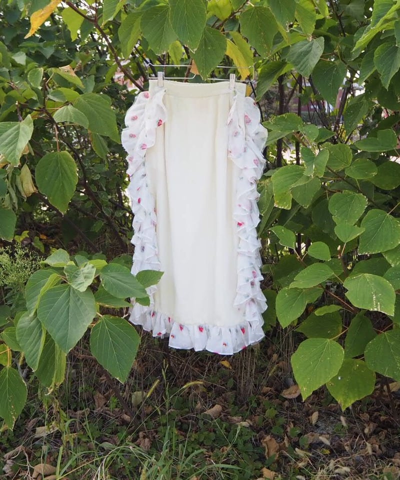 スカート siiilon FLOWER frill skirt siiilon FLOWER frill skirt