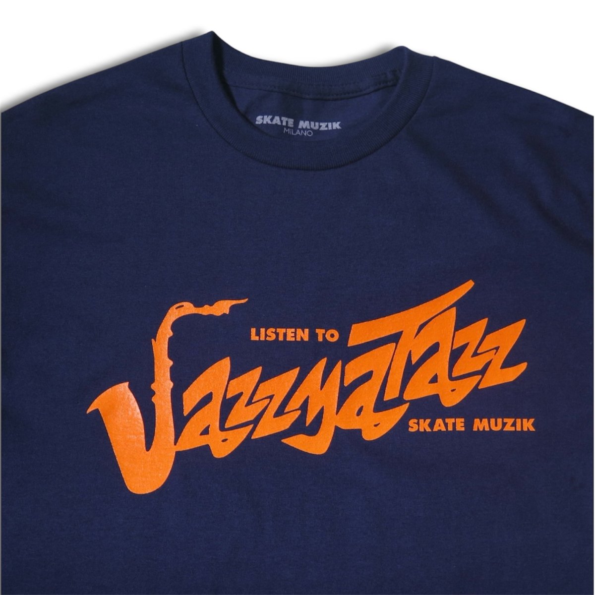 トップス skate muzik jazzmatazz vol.1 S/S tee SKATE MUZIK JAZZMATAZZ LOGO TEE NAVY | PROV ONL