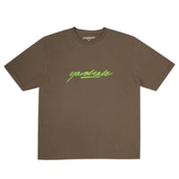 YARDSALE SCRIPT SLUDGE TEE TAN
