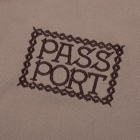 PASSPORT INVASIVE LOGO YARD JACKET KHAKI