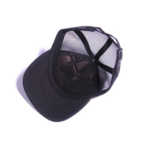 THHEME BROWN LEATHER PANEL TRUCKER CAP
