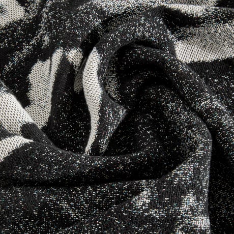 POLAR THROW HAPPY SAD AROUND THE WORLD