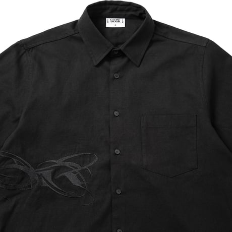 CLOSE DOOR DOOR SHIRTS BLACK