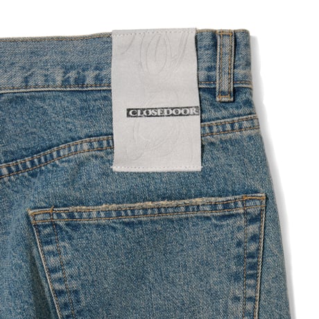 CLOSE DOOR CD RELAXED JEAN MEDIUM WASHING