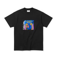CLOSE DOOR DIMZ TEE BLACK