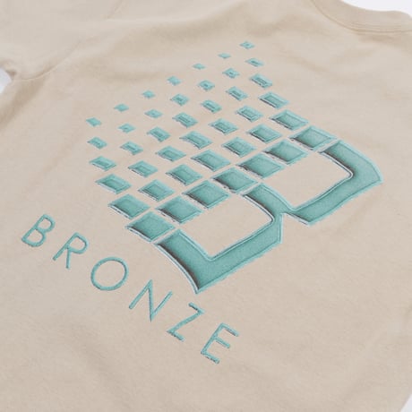 BRONZE BALLOON LOGO TEE SAND