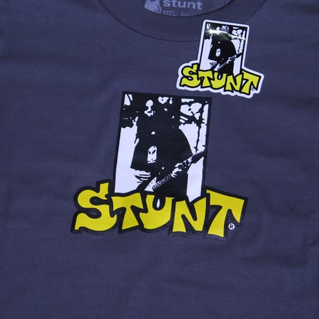 STUNT GUITAR HERO TEE CHARCOAL