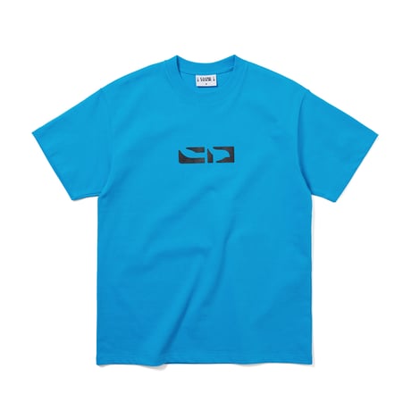 CLOSE DOOR CLOSE TEE SKYBLUE