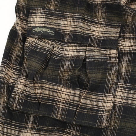 YARDSALE SHORELINE PLAID SHORTS BLACK/GREY