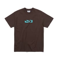 CLOSE DOOR CLOSE TEE BROWN