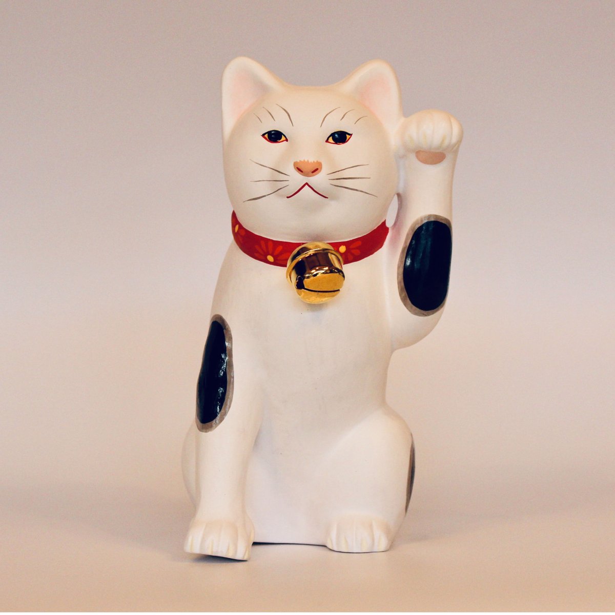 津屋崎人形　招き猫　土人形 4番招き猫 | 筑前津屋崎人形巧房ネットストア【公式】