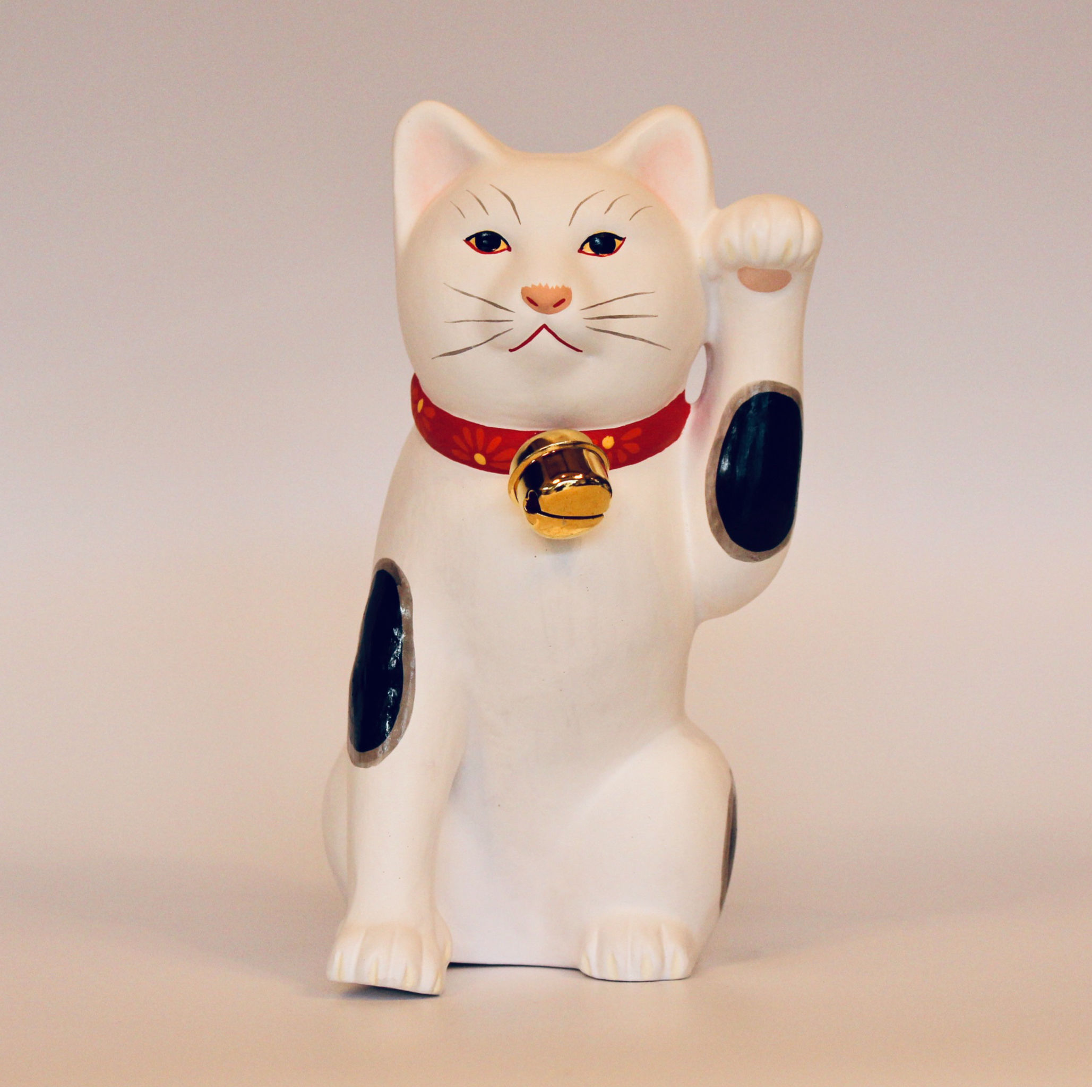 津屋崎人形　招き猫　土人形 4番招き猫 | 筑前津屋崎人形巧房ネットストア【公式】