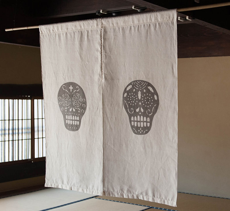 麻のれん｜ドクロ｜墨 | すずめ草