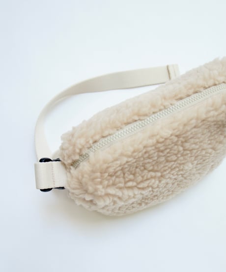 MOUN TEN. / BOA SHOULDER POUCH