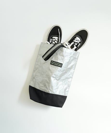 THE PARK SHOP / GARAGE PARK SHOECASE