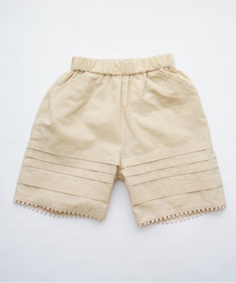 folk made / Tuck Short Pants