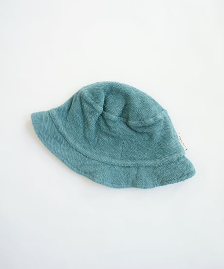 piupiuchick / hat