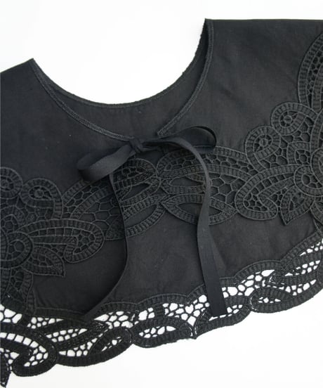 süß (suess) / Antique Lace Bib Sailor