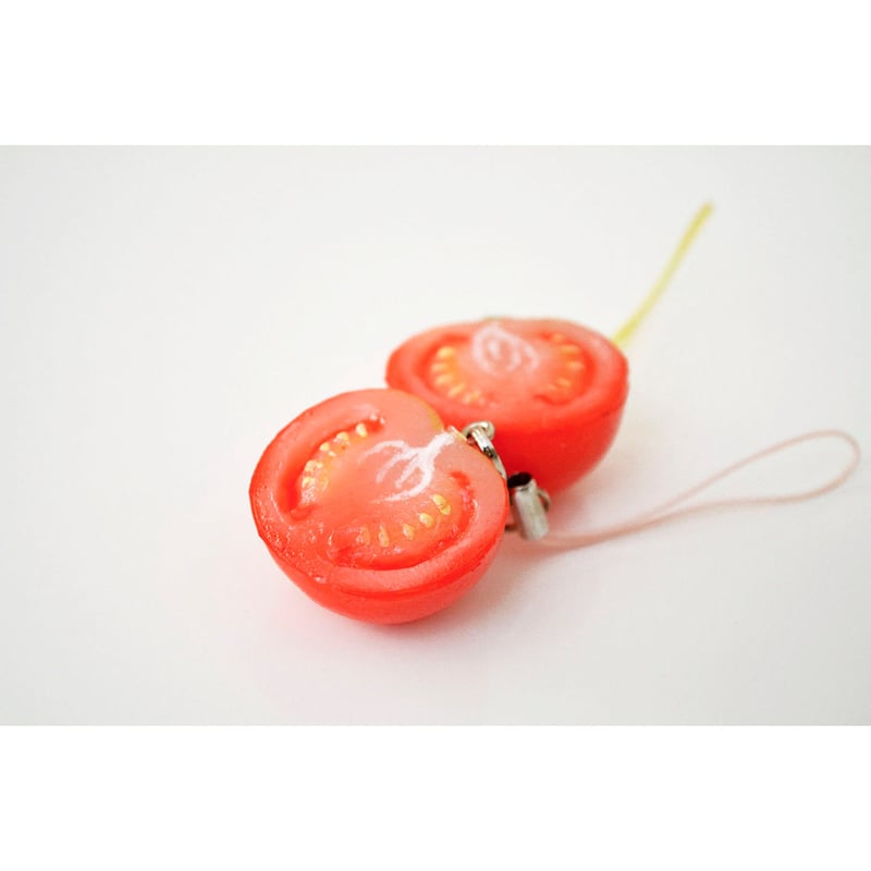 ミニトマト(1/2)ストラップ | IWASAKI Online Shop ミニトマト(1/2)ストラップ | IWASAKI Online Shop