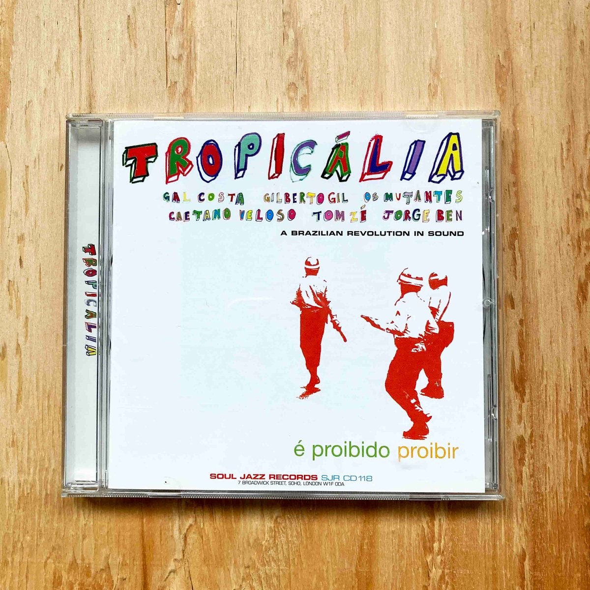 その他 Tropical Truth: A Story of Music and Revolution in Brazil Tropical Truth: A Story of Music and Revolution in Brazil