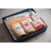 オリジナル商品のセット♡玄米・甘酒・健康茶・コラーゲン・シャンプー・石鹸・馬油　化粧箱入り