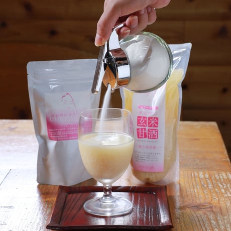 【ギフトやプレゼントに♡】卑弥呼のコラーゲンと玄米甘酒２本のセット　化粧箱入り
