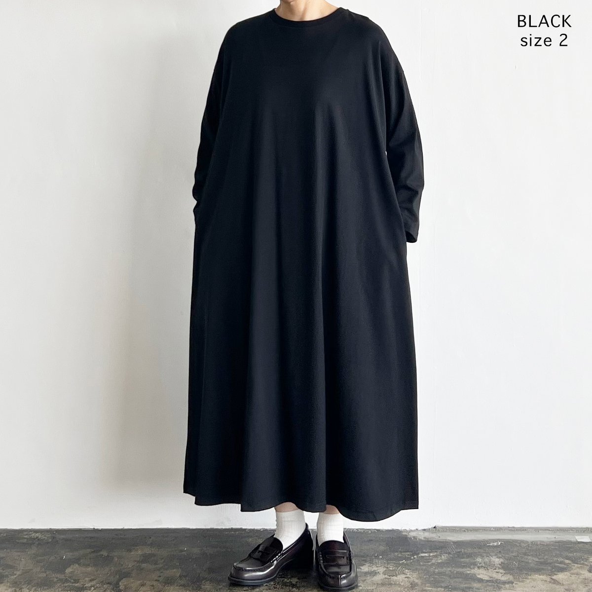 BACK PLEATS DRESS（バックプリーツ長袖Tシャツワンピ）A52421 | HAR