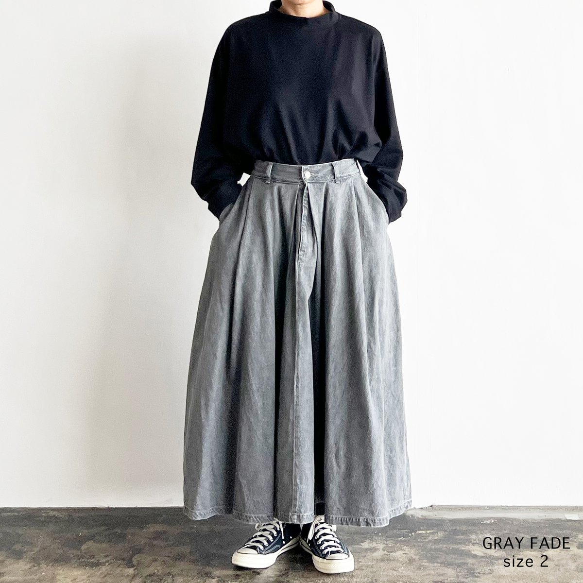 BLACK DENIM CARMEN SKIRT / GRAY FADE ブラックデニムカ