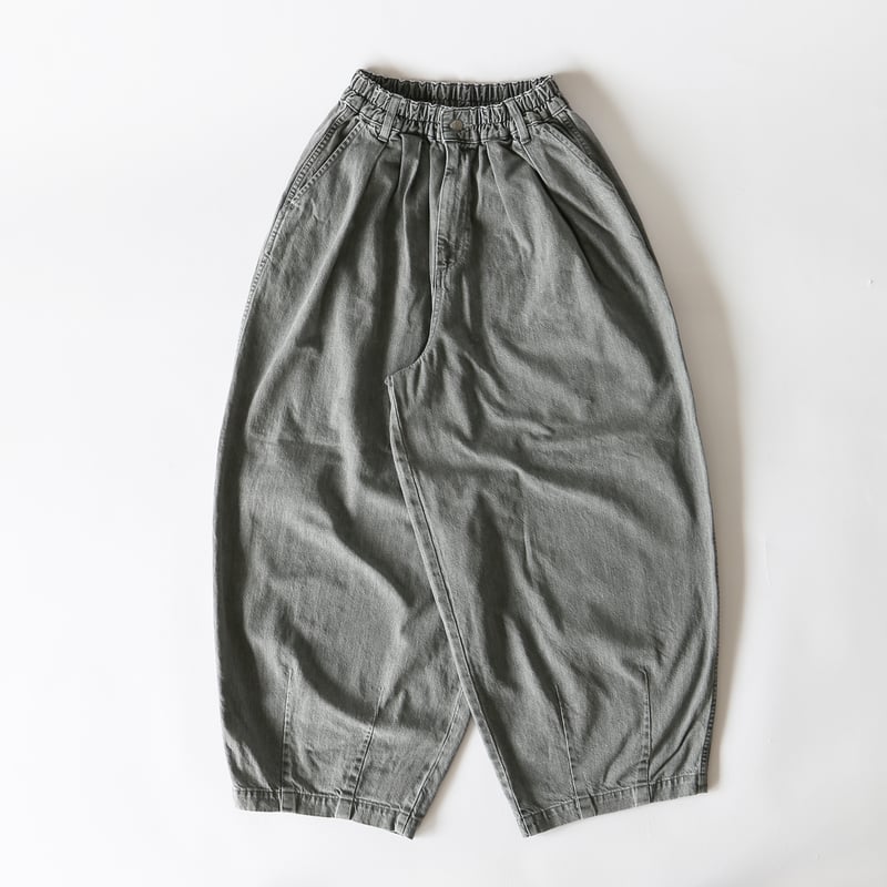 BLACK DENIM CIRCUS PANTS_GRAY FADE ブラックデニム サーカ BLACK DENIM CIRCUS PANTS_GRAY FADE ブラックデニム サーカ