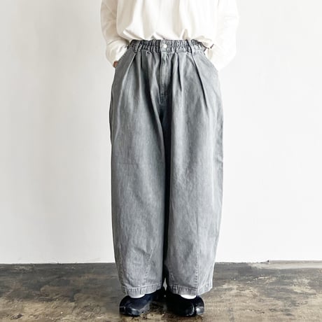 BLACK DENIM CIRCUS PANTS_GRAY FADE  ブラックデニム サーカスパンツ / グレーフェード  A12410_15