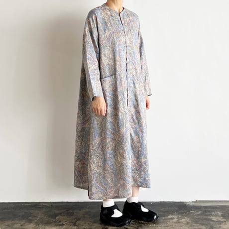LINEN PRINTED ATELIER ROBE【PAISLEY】（リネン ペイズリー柄 アトリエローブ）  A42402