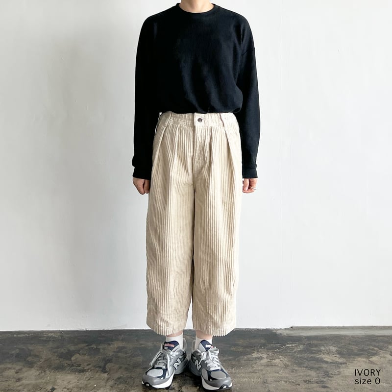 BIG CORDUROY CIRCUS NARROW PANTS ビッグコーデュロイ サーカ