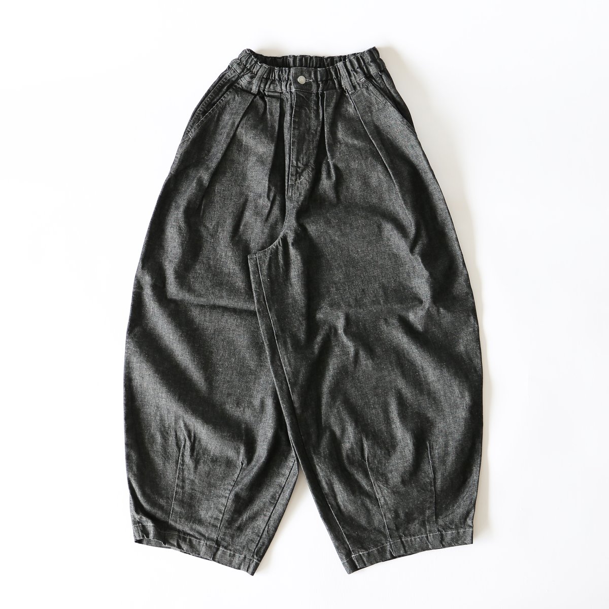 BLACK DENIM CIRCUS PANTS_BLACK ONE WASH ブラックデニ BLACK DENIM CIRCUS PANTS_BLACK ONE WASH ブラックデニ